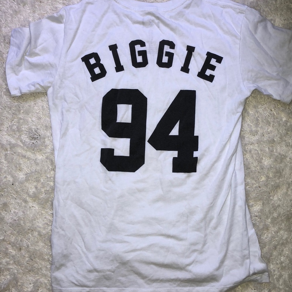 FOREVER 21: Biggie 94 Jersey tee